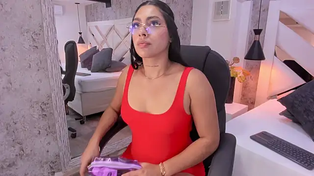 Vanessa Rain  online show from 03-02-26, 07:43