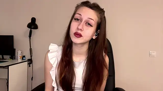 Nayra flash online show from 12-20-25, 11:46