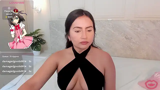 ZaraFoxx7 online show from 10-21-25, 08:19