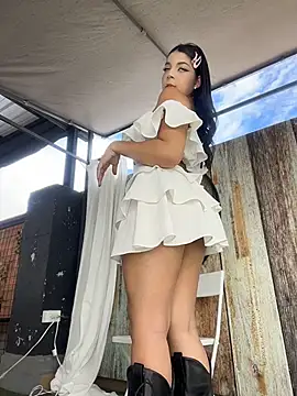 ArieliciousXXX online show from 04-17-26, 01:14