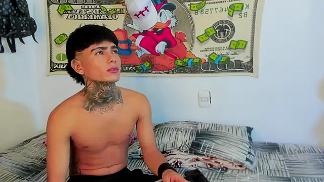 megan lol online show from 03-26-26, 04:55