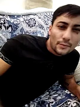 gooddboy01 online show from 11-01-25, 09:52