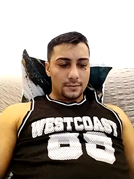 gooddboy01 online show from 11-21-25, 07:35