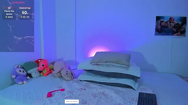 Miaengels  online show from 03-27-26, 01:12