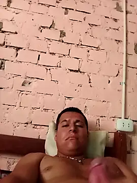 Alex321Flores online show from 04-20-26, 09:38