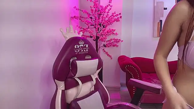 Summer miller online show from 11-30-25, 11:33