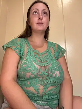 Snapshot of allnaturalmermaid chatting on 10-31-25, 02:35 allnaturalmermaid online show from 10-31-25, 02:35