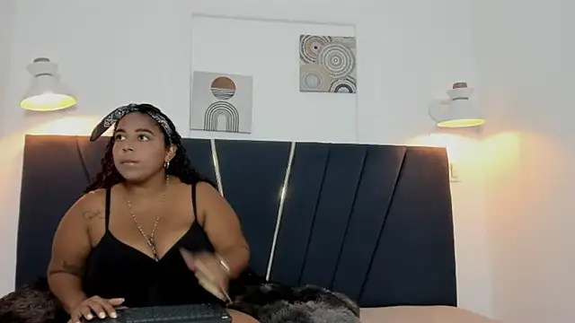 ambar cum23 online show from 10-04-25, 03:35