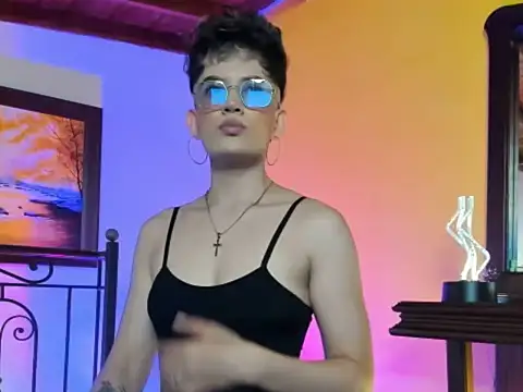 Zulyhenao online show from 10-05-25, 01:18