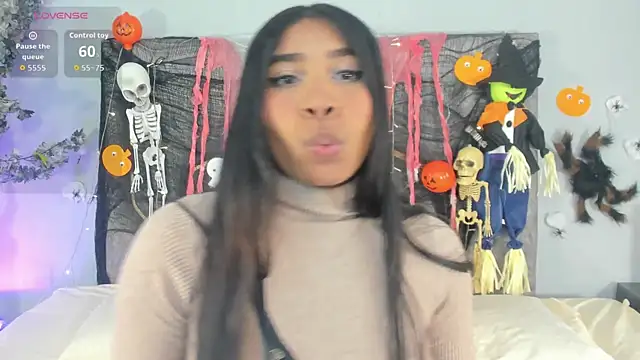 Snapshot of Nahomycarterr chatting on 10-21-25, 07:46 Nahomycarterr online show from 10-21-25, 07:46