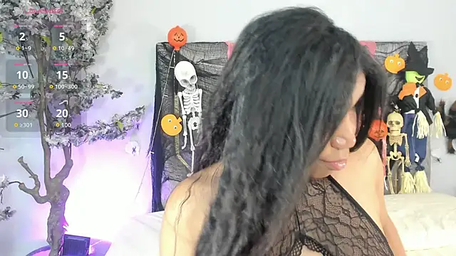 Nahomycarterr online show from 10-28-25, 07:57