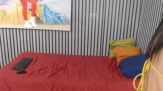 Snapshot of Marianabigass chatting on 11-26-25, 04:01 Marianabigass online show from 11-26-25, 04:01