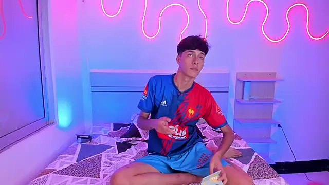 luccas ferreira online show from 10-21-25, 07:02