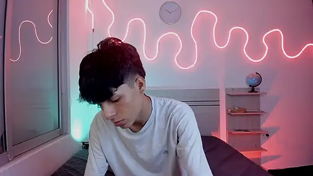 luccas ferreira online show from 11-14-25, 07:17