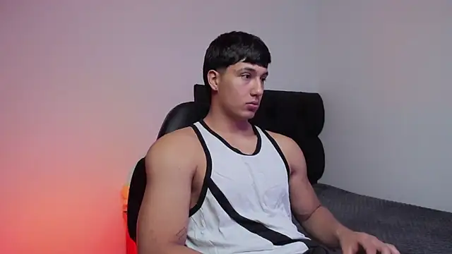 CHRIS MORGAN1 online show from 10-07-25, 02:07