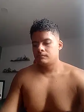 Snapshot of luigidickk chatting on 10-06-25, 03:24 luigidickk online show from 10-06-25, 03:24