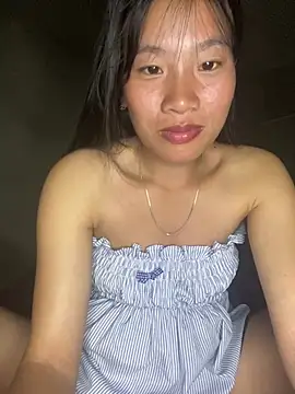 Snapshot of sukanaka99 chatting on 07-28-26, 03:43 sukanaka99 online show from 07-28-26, 03:43