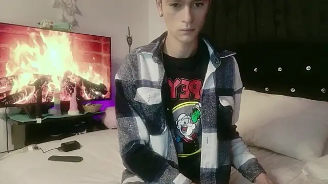 Tyler cat online show from 10-29-25, 09:19