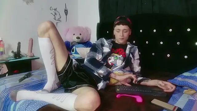 Tyler cat online show from 01-07-26, 03:11