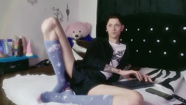 Tyler cat online show from 02-28-26, 10:15