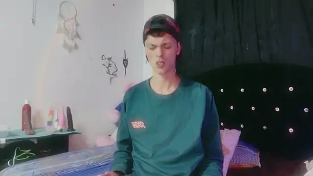 Tyler cat online show from 01-09-26, 04:58