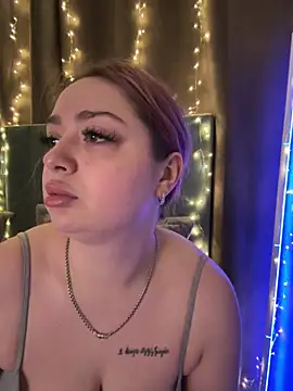 KellyMoors online show from 02-19-26, 01:35