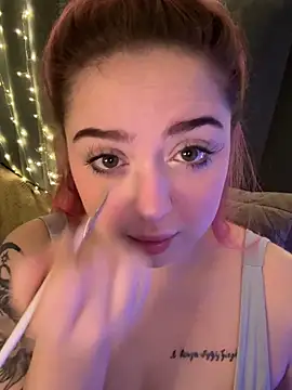 KellyMoors online show from 02-10-26, 01:59