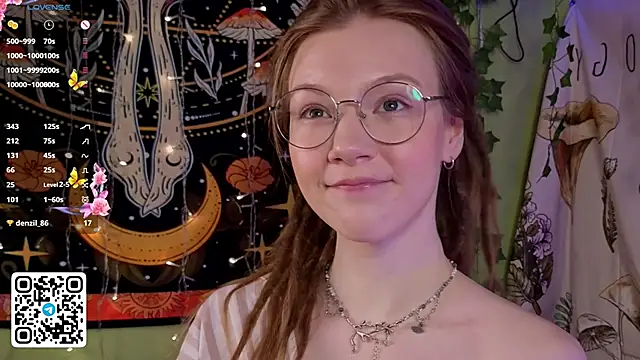 lyra thenymph online show from 11-25-25, 12:11