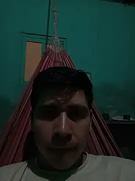 Snapshot of Travieso_loco9 chatting on 10-25-25, 02:00 Travieso loco9 online show from 10-25-25, 02:00