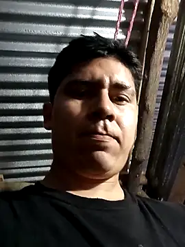 Travieso loco9 online show from 04-20-26, 11:06