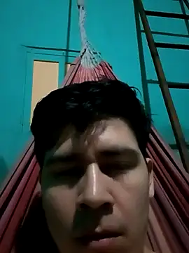 Snapshot of Travieso_loco9 chatting on 10-19-25, 01:52 Travieso loco9 online show from 10-19-25, 01:52