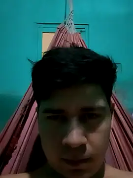 Snapshot of Travieso_loco9 chatting on 10-15-25, 08:50 Travieso loco9 online show from 10-15-25, 08:50