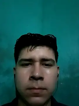 Snapshot of Travieso_loco9 chatting on 10-02-25, 07:17 Travieso loco9 online show from 10-02-25, 07:17