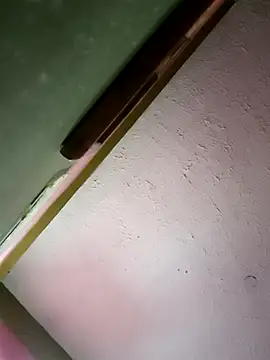 Snapshot of Travieso_loco9 chatting on 10-10-25, 01:56 Travieso loco9 online show from 10-10-25, 01:56