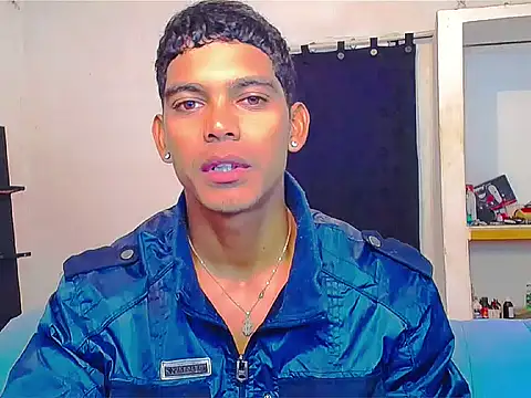 Snapshot of theMyke101 chatting on 05-31-26, 06:09 theMyke101 online show from 05-31-26, 06:09