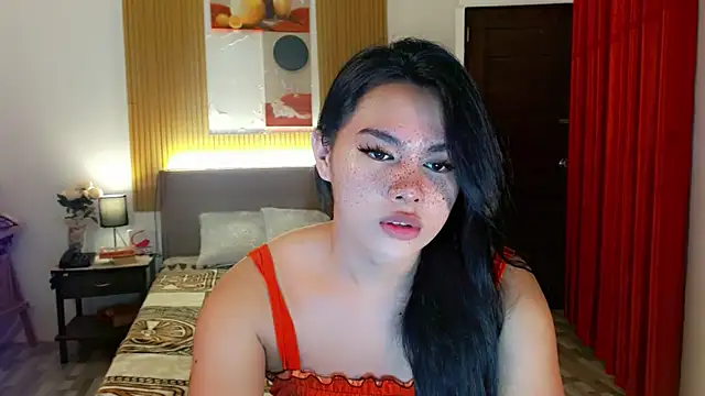 fallinLunaxX online show from 11-19-25, 08:20