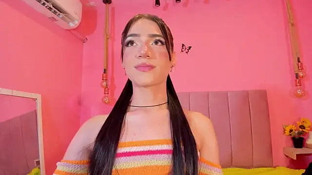 AlanaRosee   online show from 10-26-25, 11:38