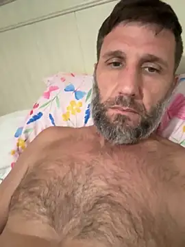 Snapshot of beastmaster504 chatting on 10-04-25, 07:26 beastmaster504 online show from 10-04-25, 07:26