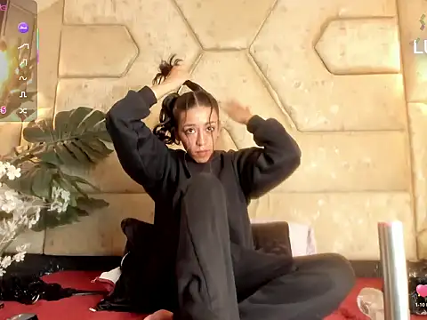 Julieta Slav3 online show from 03-22-26, 01:12