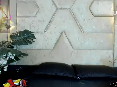 Julieta Slav3 online show from 03-02-26, 09:33