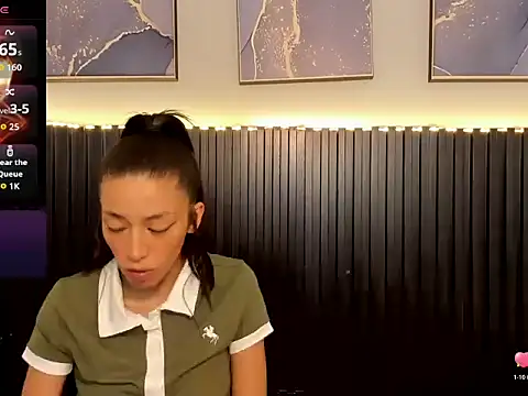 Julieta Slav3 online show from 10-30-25, 09:22