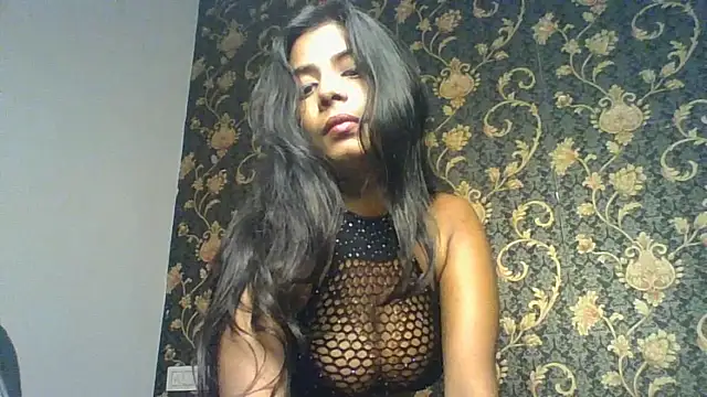 Snapshot of zoya_your chatting on 02-05-26, 05:20 zoya your online show from 02-05-26, 05:20