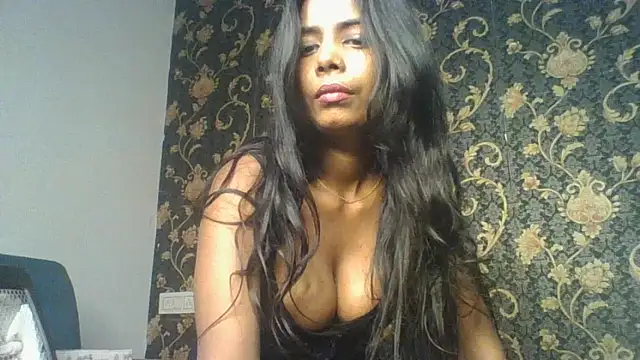 Snapshot of zoya_your chatting on 02-04-26, 03:40 zoya your online show from 02-04-26, 03:40
