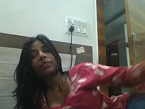 Snapshot of zoya_your chatting on 04-04-26, 08:10 zoya your online show from 04-04-26, 08:10
