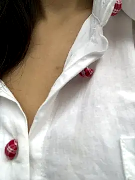 Snapshot of yourkeer chatting on 10-10-25, 09:43 yourkeer online show from 10-10-25, 09:43