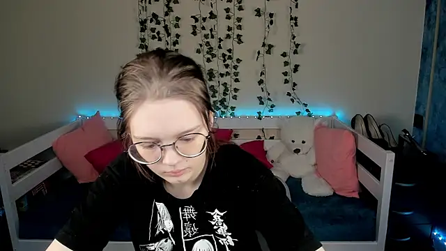 shy elina01 online show from 10-13-25, 10:28