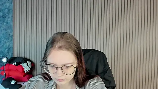 shy elina01 online show from 10-06-25, 10:27