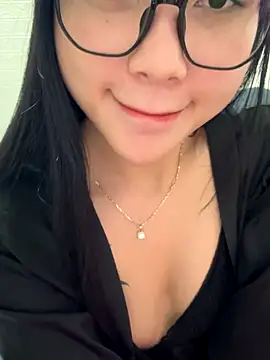 Linh5790 online show from 11-04-25, 12:20