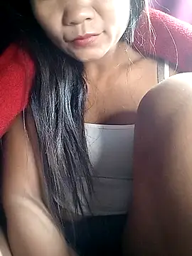 Snapshot of maybaby- chatting on 10-16-25, 10:07 maybaby- online show from 10-16-25, 10:07