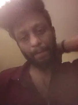 Snapshot of playboyMH1 chatting on 10-03-25, 05:36 playboyMH1 online show from 10-03-25, 05:36